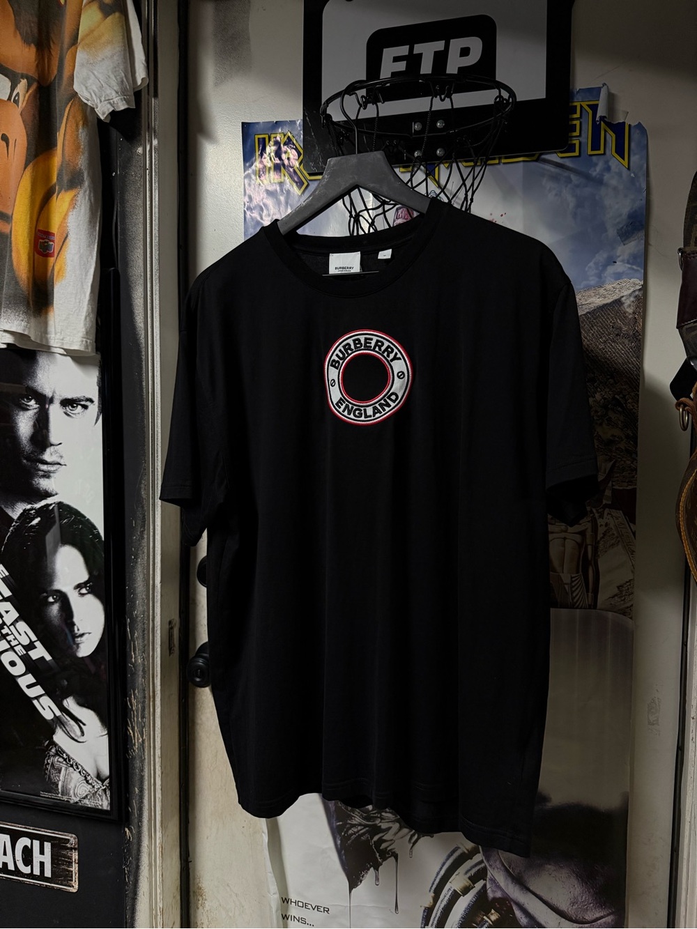 Burberry Spellout Logo Black T-Shirt Preowned Men’s Size Medium